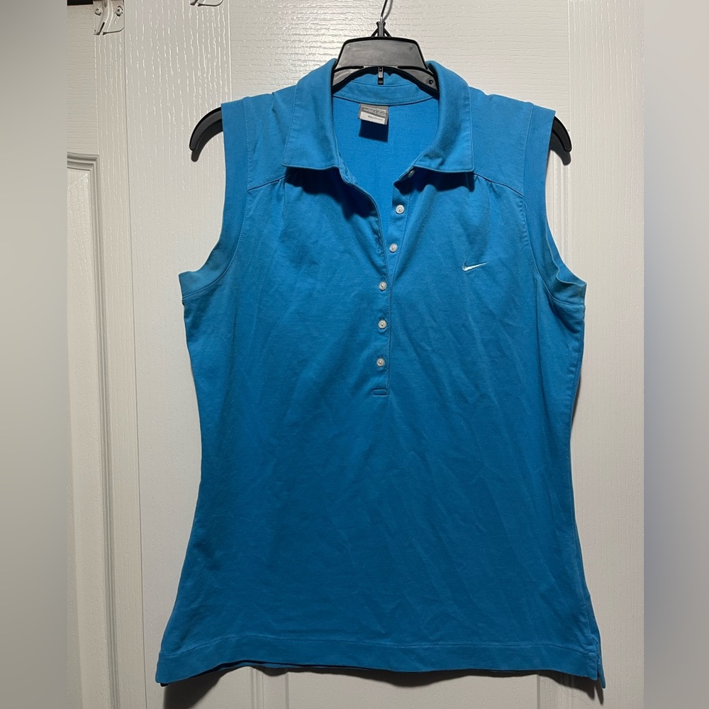 Nike Ladies Sleeveless Polo. Size L 12-14. Collared and DryFit collection.